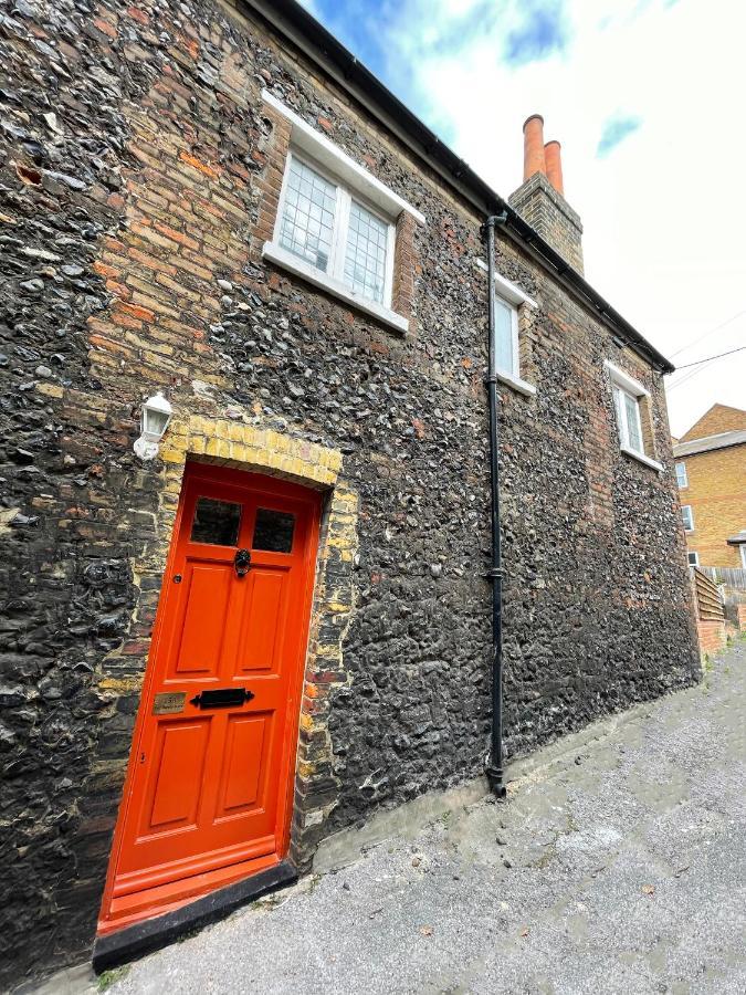 Old Barrel Store - Old Town. Parking & Garden Margate Exterior photo